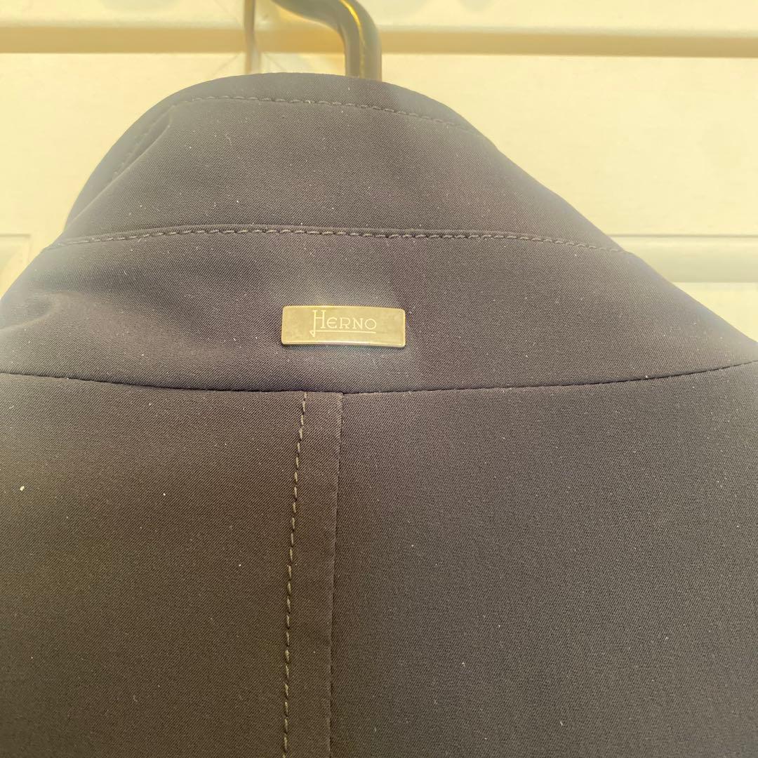 【超美品】Herno ネイビー ジャケット