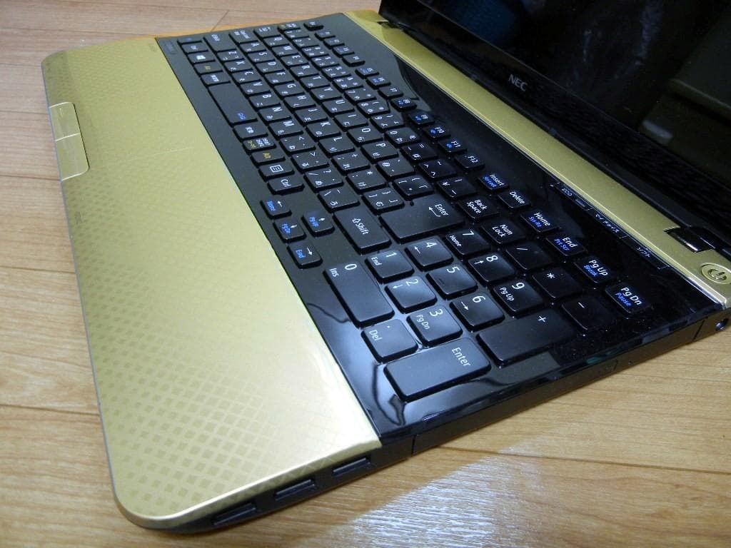 Corei3　SSD メモ８G オフィス付　NEC LaVie ノートパソコン