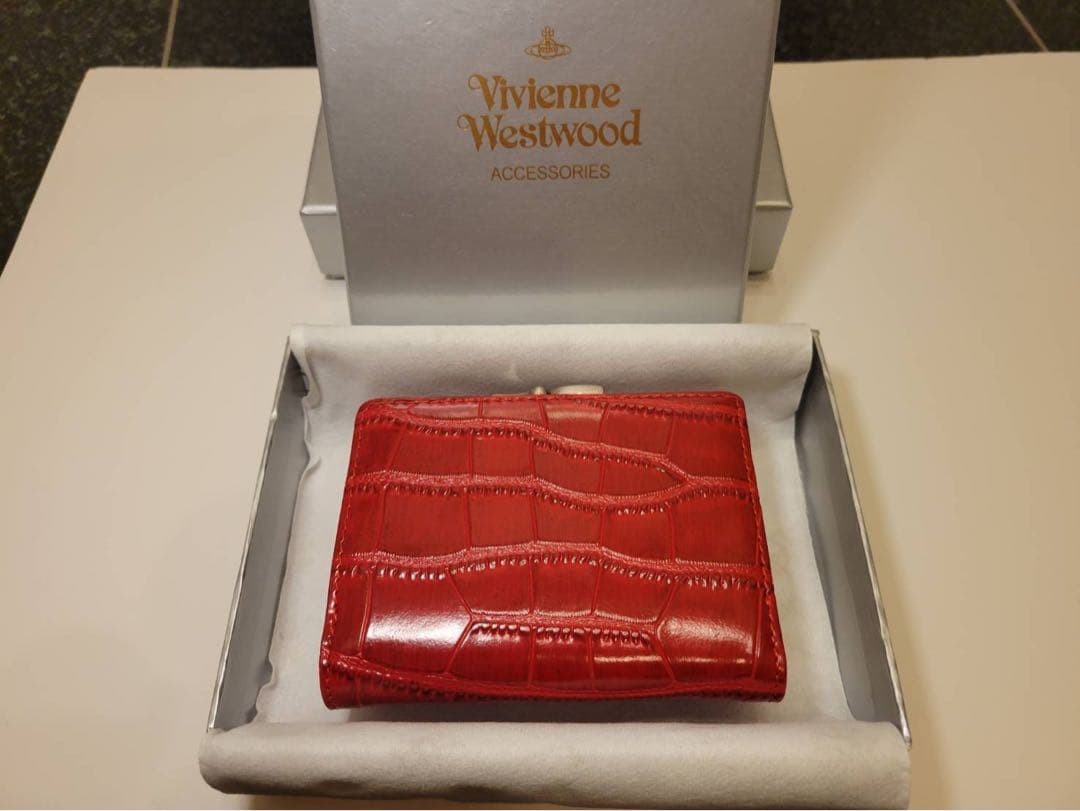 新品 Vivienne Westwood 三つ折り財布 RED
