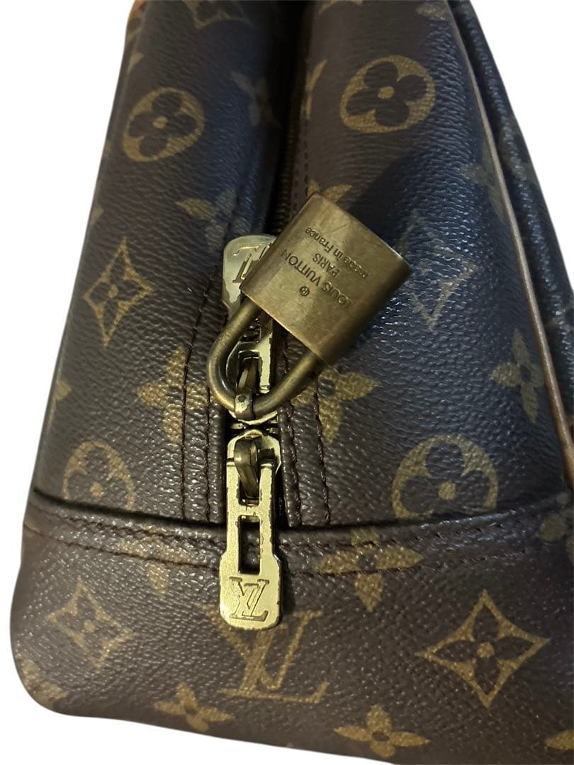 ルイヴィトン　モノグラムドーヴィル　ハンドバッグ　Louis Vuitton
