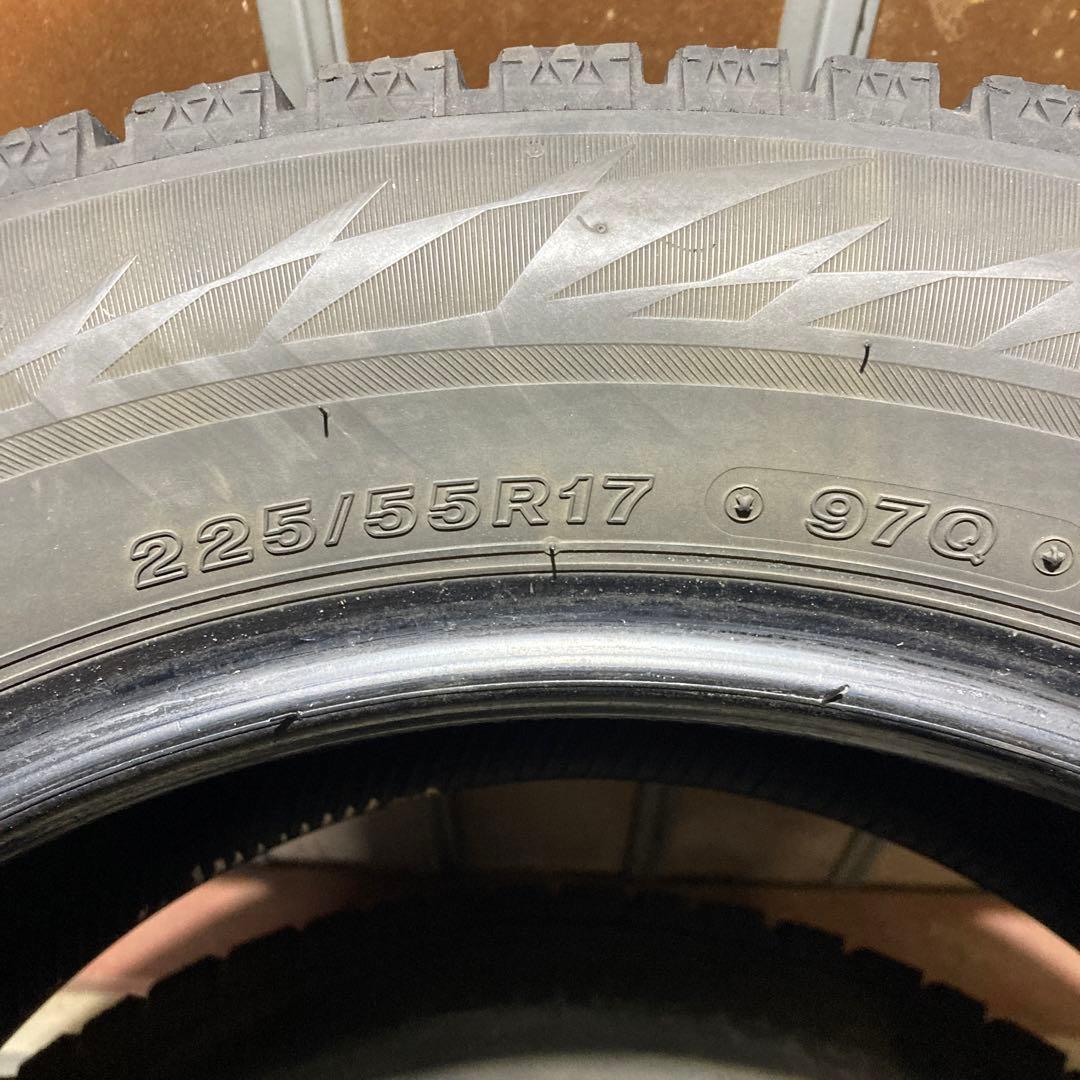 ブリヂストンVRX2 スタッドレス225/55R17 中古4本セット